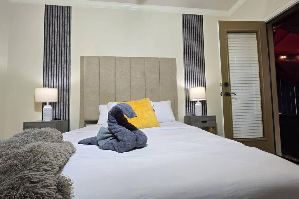 Modern Galleria Gem Private Jacuzzi 3 Br Houston Exterior photo